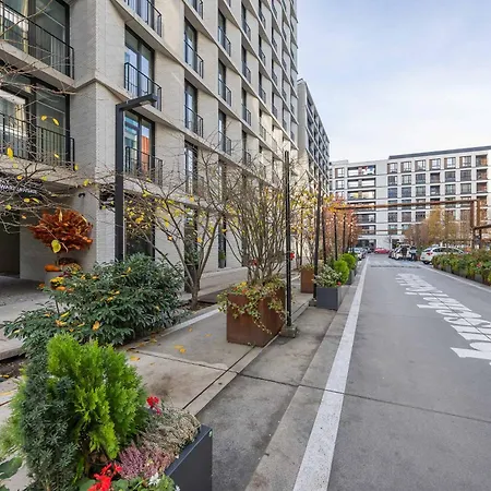 Krochmalna Browary Warszawskie With Air Conditioning And Parking By Renters Prestige